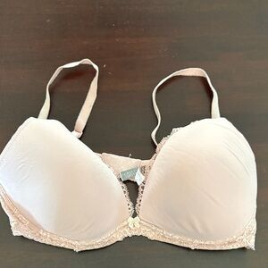 VS Soft Pink No Wire Lace Bra